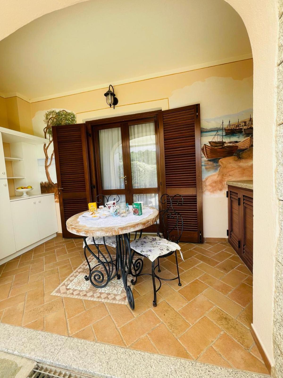 Appartamento Le Querce Vaccileddi Buitenkant foto